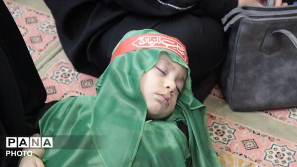 همایش شیرخوارگان حسینی در شهرستان خمین