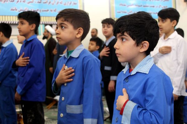 محفل قرآنی دانش آموزان در گلوگاه