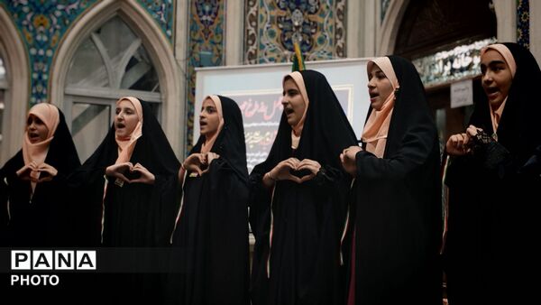 اجتماع فرهنگیان به مناسبت چهلمین شب از شهادت رهبر در نیشابور