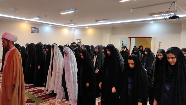 دانش‌آموزان مهمان سفره خدا شدند