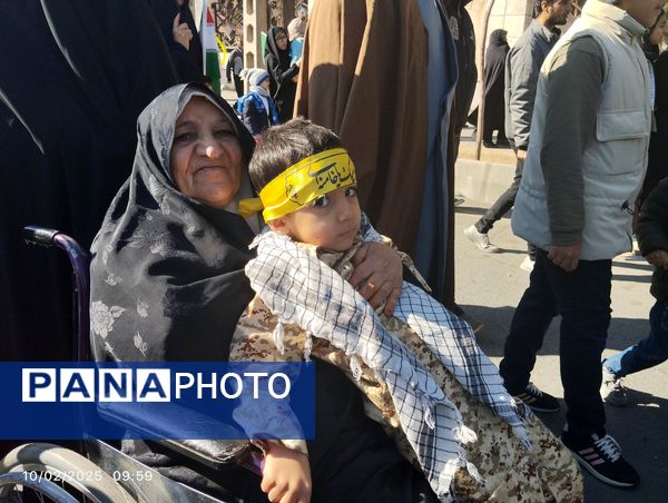 راهپیمایی ۲۲ بهمن در خراسان جنوبی 