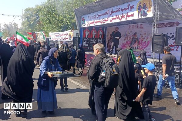 نگاهی به شکوه مراسم جاماندگان اربعین