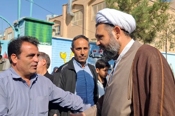  همایش بزرگ پیاده روی خانوادگی در نسیم‌شهر 