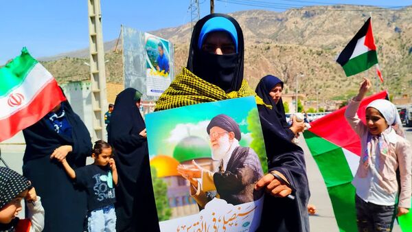 حضور پرشور کودکان و نوجوانان در راهپیمایی روز قدس لنده