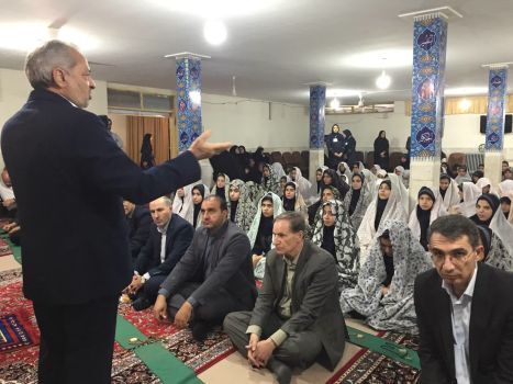 دوران متوسطه، حساس‌ترین فرصت برای رشد علمی و شخصیتی دانش‌آموزان است