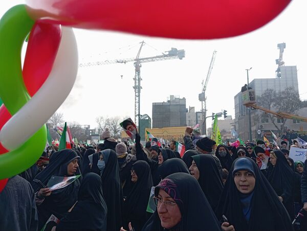 حضور پرشور مردم مشهد در راهپیمایی ۲۲ بهمن؛ تجدید میثاق با آرمان‌های انقلاب اسلامی