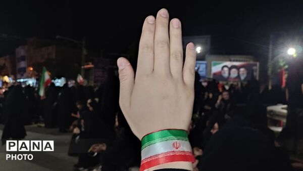 حضور پرشور  نوجوانان در مراسم سوگواره احلی من العسل 