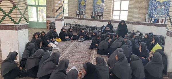 اردوی عملی آموزش آمادگی دفاعی مرحله دوم مدارس دخترانه متوسطه اول پایه نهم فلاورجان 