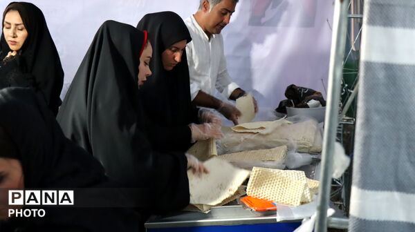 وقتی معلمان، خادمِ زائران می‌شوند