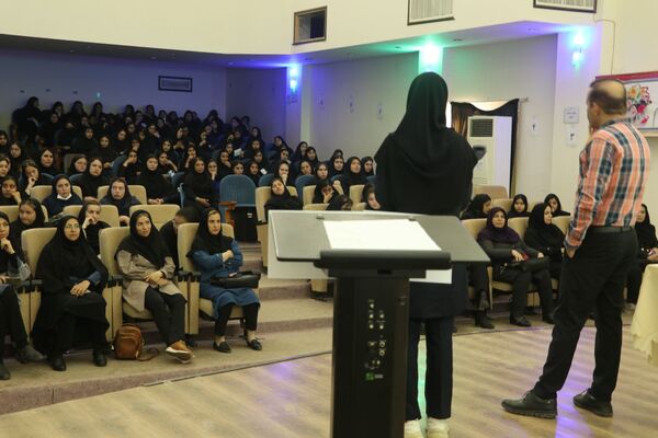 جلسه پیشگیری از آسیب‌های اجتماعی در سالن ارشاد سملقان
