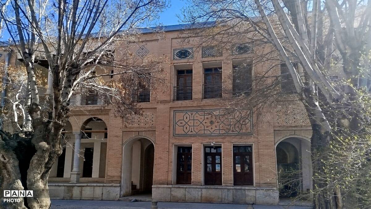 قلعه امیرمفخم دزک؛ آمیخته از معماری و هنر