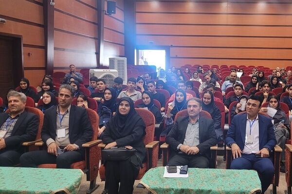 تجلی استعدادهای برتر در مرحله استانی جشنواره نوجوان خوارزمی