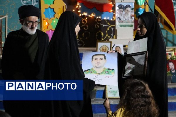 شب اول یادواره شهدای وطن با عنوان کوچ عاشقان۳ 