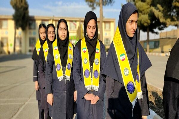اجلاس استانی ویژه مدیران دبیرستان‌های نمونه دولتی و شبانه‌روزی استان خراسان رضوی در دبیرستان دخترانه شهید مجید دهنوی