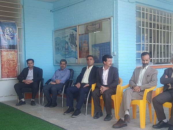زنگ مهر در دبیرستان شاهد ابوذر غفاری نیشابور به صدا در آمد 