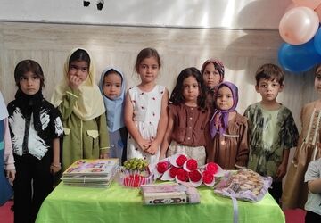 نخستین مهد گل‌های قرآنی در روستای پستکان قم 