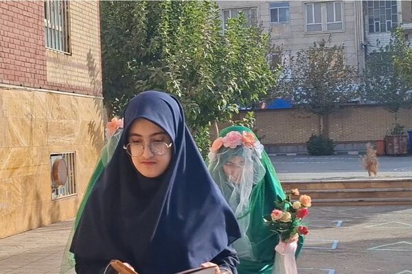 آغاز سال تحصیلی جدید در دبیرستان زینبیه۲
