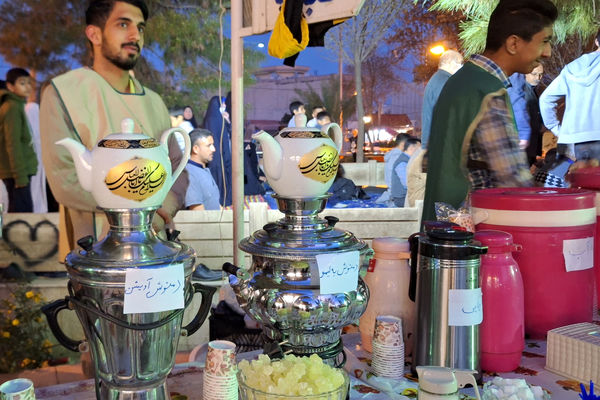 طعم شیرین افطار ساده در پارک قدوسی شیراز