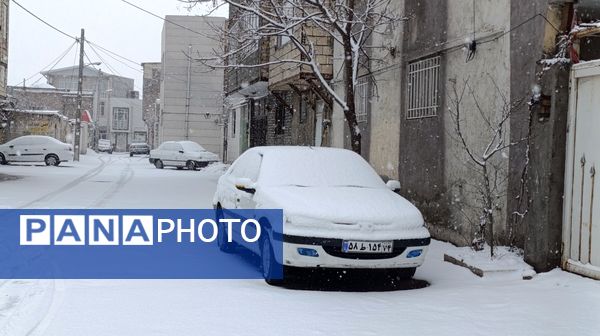 بارش نعمت الهی برف در شهرستان زیبای نیشابور 