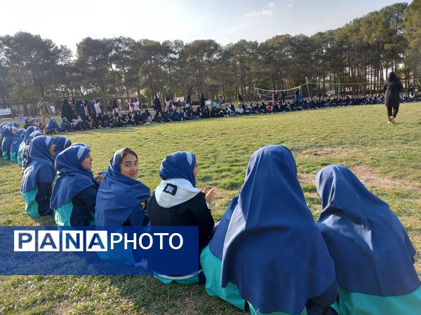  اردوی تمشک در استان اصفهان