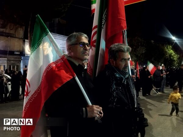 تداوم حضور مردم نیشابور در دویست‌وسی‌امین شب از شهادت قائد امت 