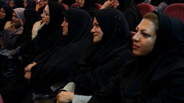 همایش بزرگداشت مقام معلم آموزش و پرورش ناحیه 2 زنجان