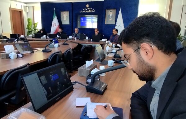 نشست هم‌اندیشی کارشناسان روابط عمومی با مدیر کل آموزش و پرورش خراسان رضوی