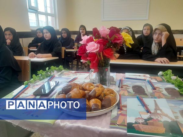 جشن جوانه ها در دبیرستان مادر مهربان خلیل آباد
