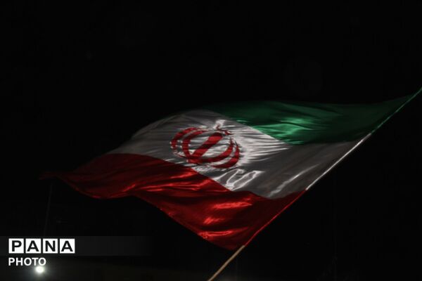 پاتوق نوجوان های مبارز