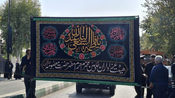 روایت اشک و ارادت عاشقان در سوگ وفات حضرت معصومه(س)