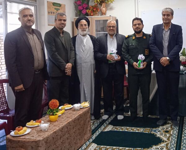  اجرای طرح انس با قرآن دبیرستان خاص نمونه فرهنگ مهر فاطمی