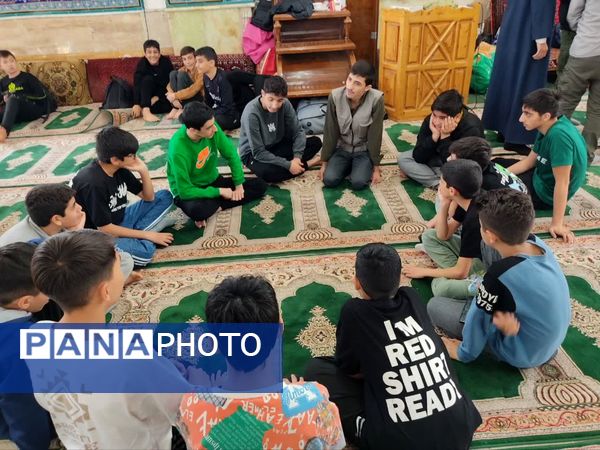 برگزاری اعتکاف دانش‌آموزی در مساجد شهرستان فیروزکوه