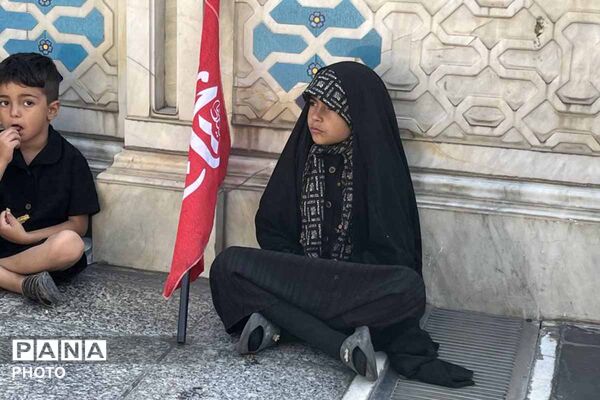 مشهد در سوگ امام رضا(ع)؛ حرم رضوی میزبان دلهای داغدار