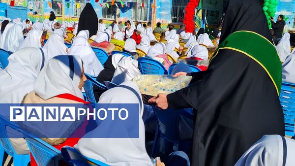 جشن حضور تا ظهور مدرسه شهید تقی پور ورزنه 