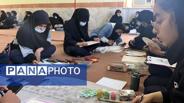 مسابقات فرهنگی‌ هنری با استقبال هنرمندان و دانش‌آموزان برگزار شد