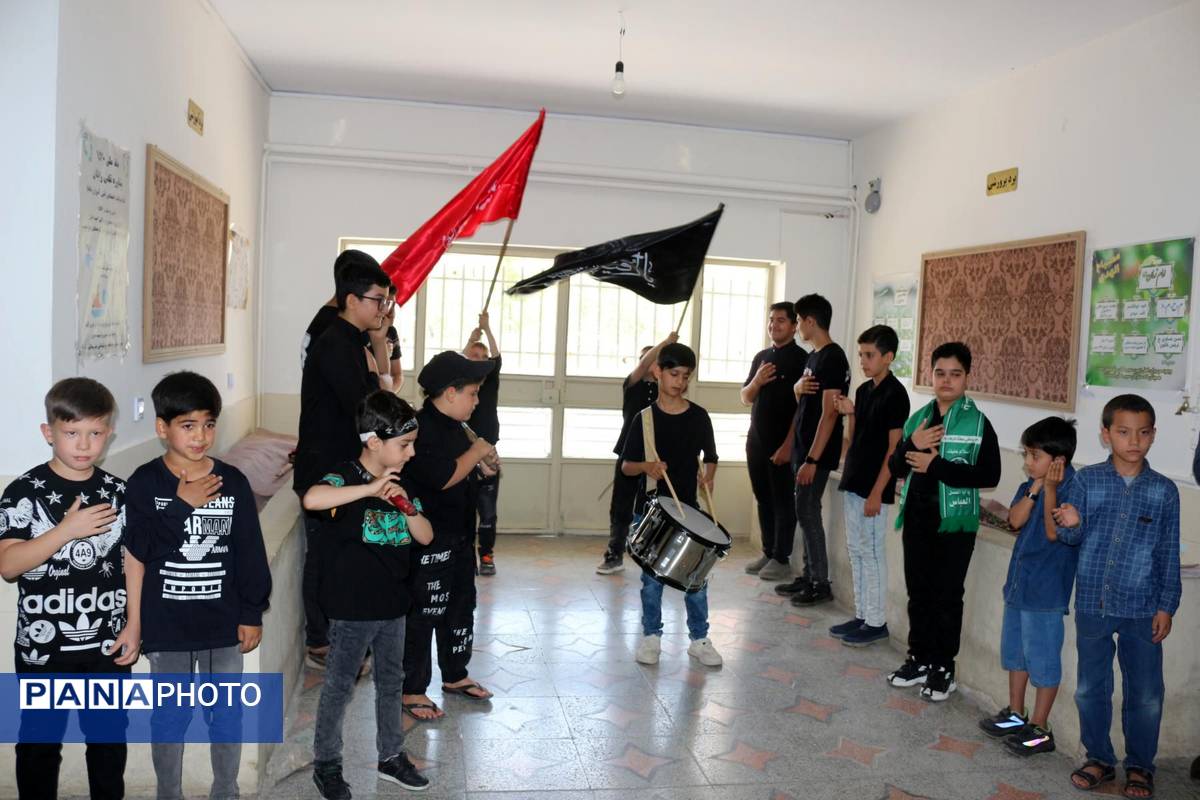 همایش احلی‌من‌العسل در شهرستان فیروزکوه 