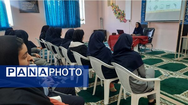 طرح وزارتی کنترل و کاهش آسیب‌های اجتماعی در دبیرستان فرهنگیان ناحیه۷ مشهد 