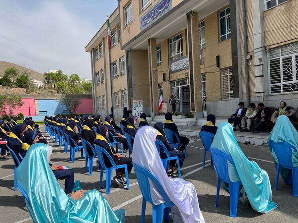  بازدید ارزیاب تخصصی سازمان دانش‌آموزی از فعالیت‌های مدارس تشکیلاتی سازمان دانش‌آموزی مناطق ۱۷ گانه استان چهارمحال وبختیاری