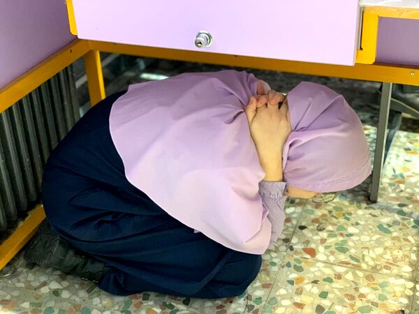 برگزاری مانور زلزله در دبستان فرهنگ منطقه ۱۳