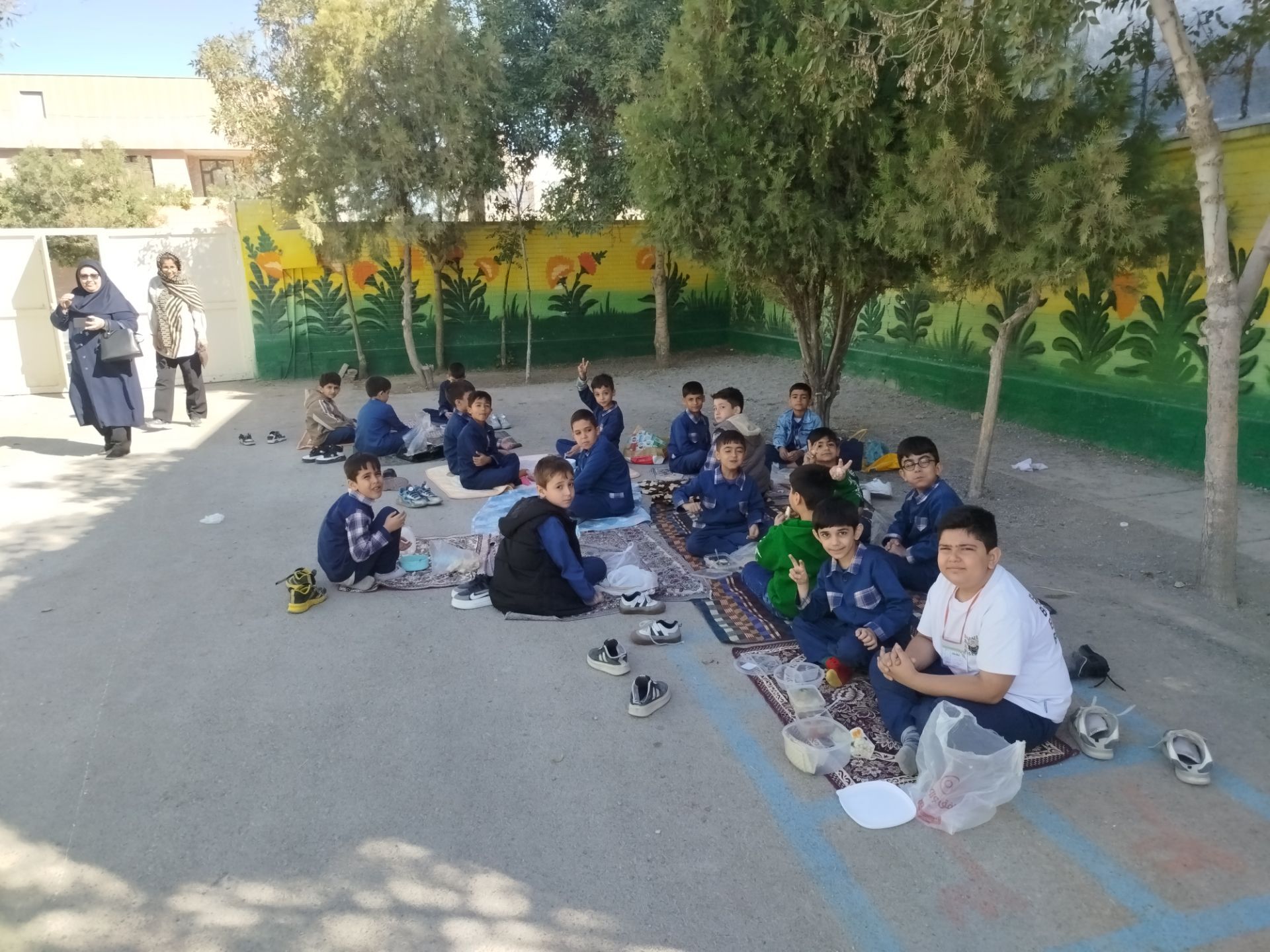 صبحانه سلامت در مدرسه مبین شهرستان شیروان