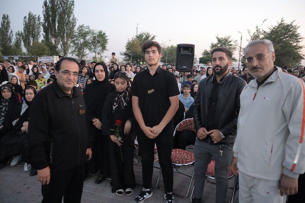 خانواده شهدا سرمایه‌های بسیار ارزشمند نظام و کشور هستند