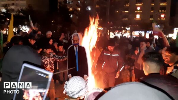ترامپ ونتانیاهو درآتش خشم ملت انقلابی سوختند