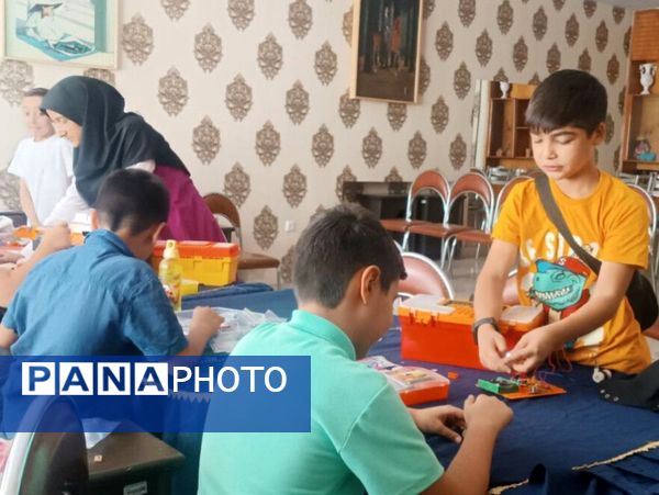 اوقات فراغت تابستانی با ۱۲ رشته متنوع در کانون ۱۵ خرداد ناحیه سه مشهد