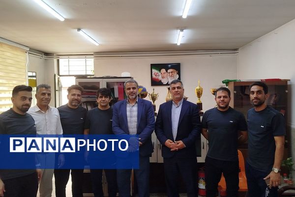 برگزاری آزمون عملی استخدامی تربیت بدنی در سالن فتح المبین ناحیه دو شهرری 