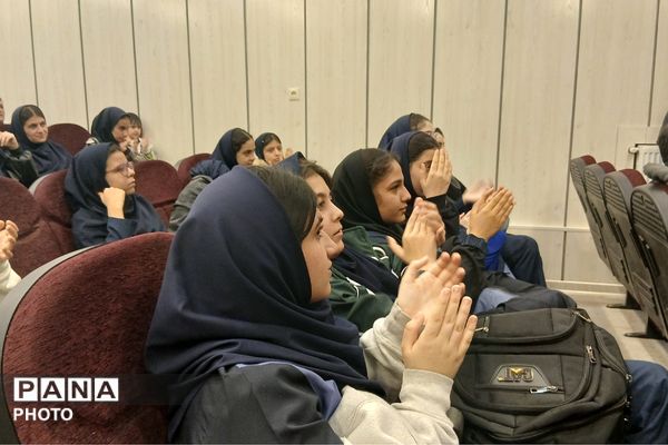 افتتاحیه بازارچه هنری کانون سردار سلیمانی رودهن