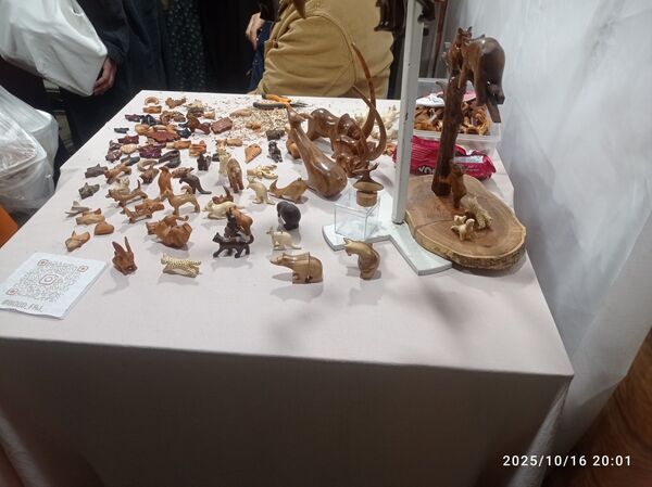  نمایشگاه صنایع دستی و سوغات کرج در کاخ مروارید کرج 
