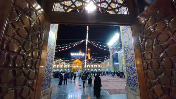 مشهد، غرق نور علوی در شب ولادت امیر مؤمنان (ع)