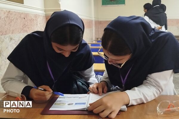 برگزاری مرحله استانی جشنواره خوارزمی در بهارستان‌‌دو