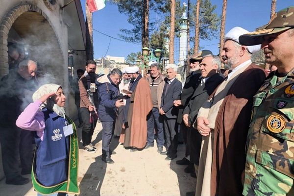 گلباران مزار مطهر شهدای امامزاده عمادالدین(ع)