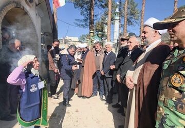 گلباران مزار مطهر شهدای امامزاده عمادالدین(ع)